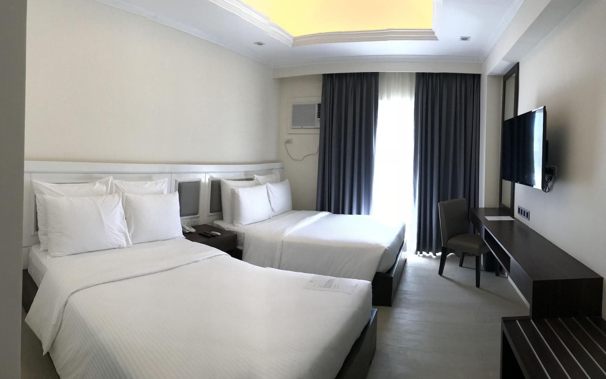 Sotogrande Iloilo Hotel Dış mekan fotoğraf