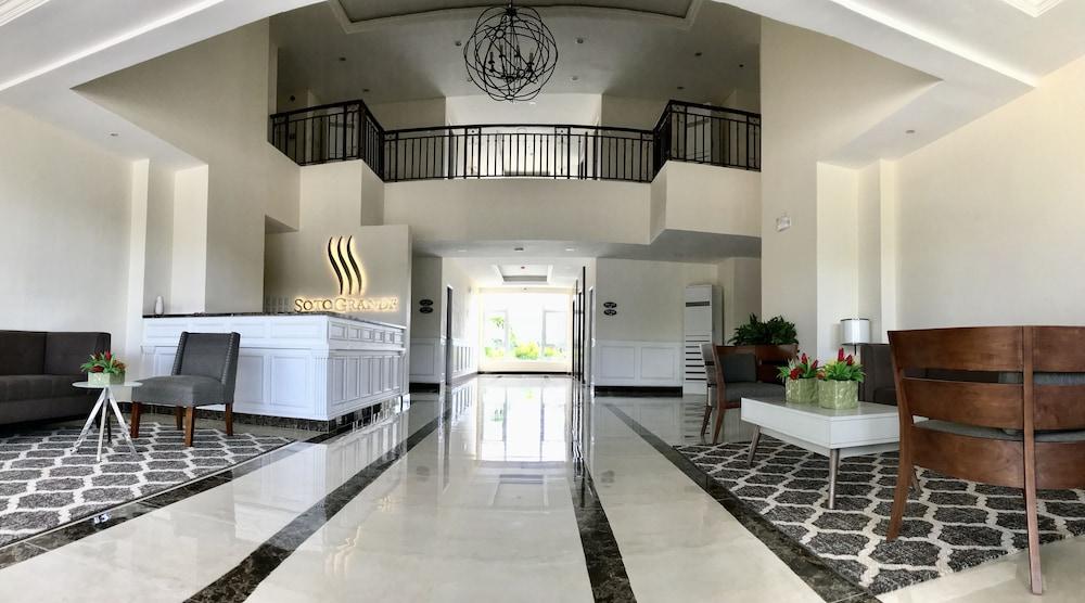 Sotogrande Iloilo Hotel Dış mekan fotoğraf